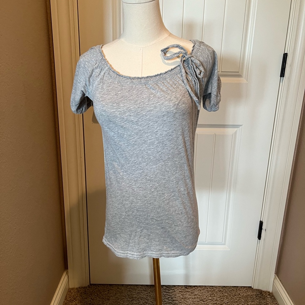 Abercrombie & Fitch Light Gray Short Sleeve Top with Bow